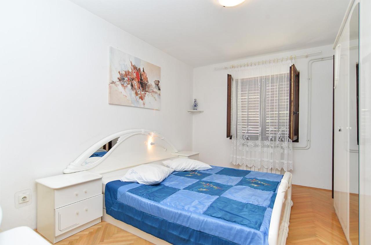 פולה Apartments Irena 531 מראה חיצוני תמונה