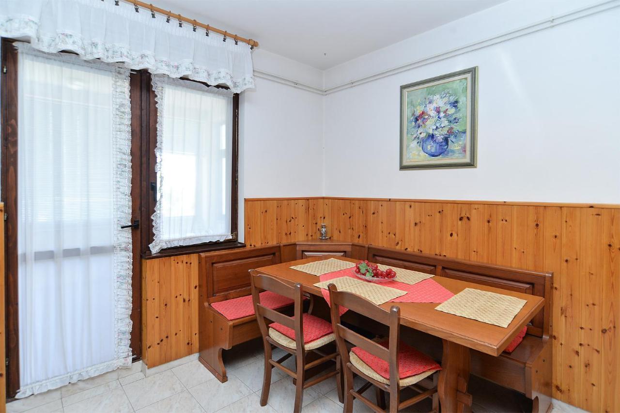 פולה Apartments Irena 531 מראה חיצוני תמונה