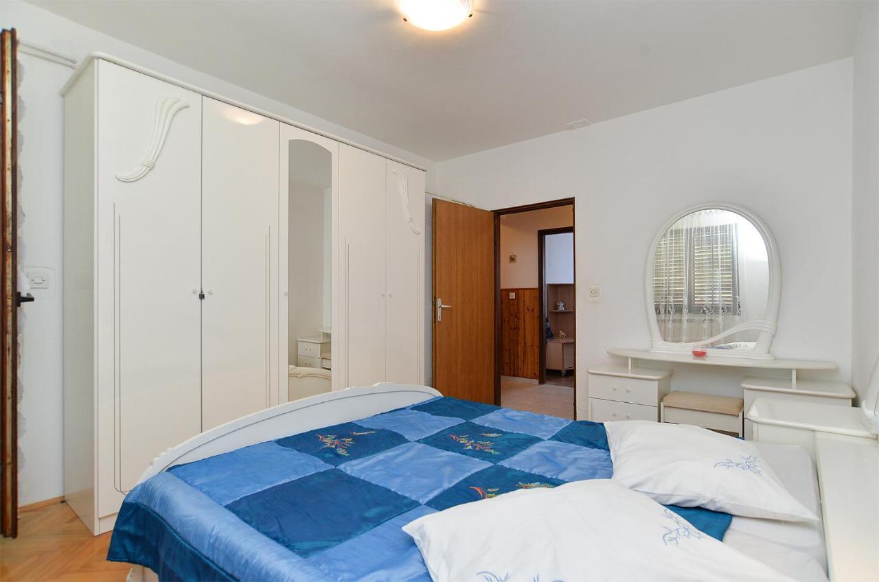 פולה Apartments Irena 531 מראה חיצוני תמונה
