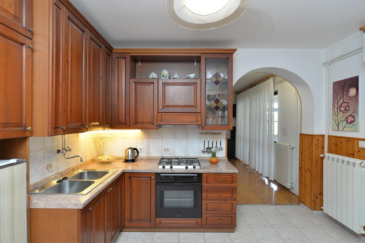 פולה Apartments Irena 531 מראה חיצוני תמונה
