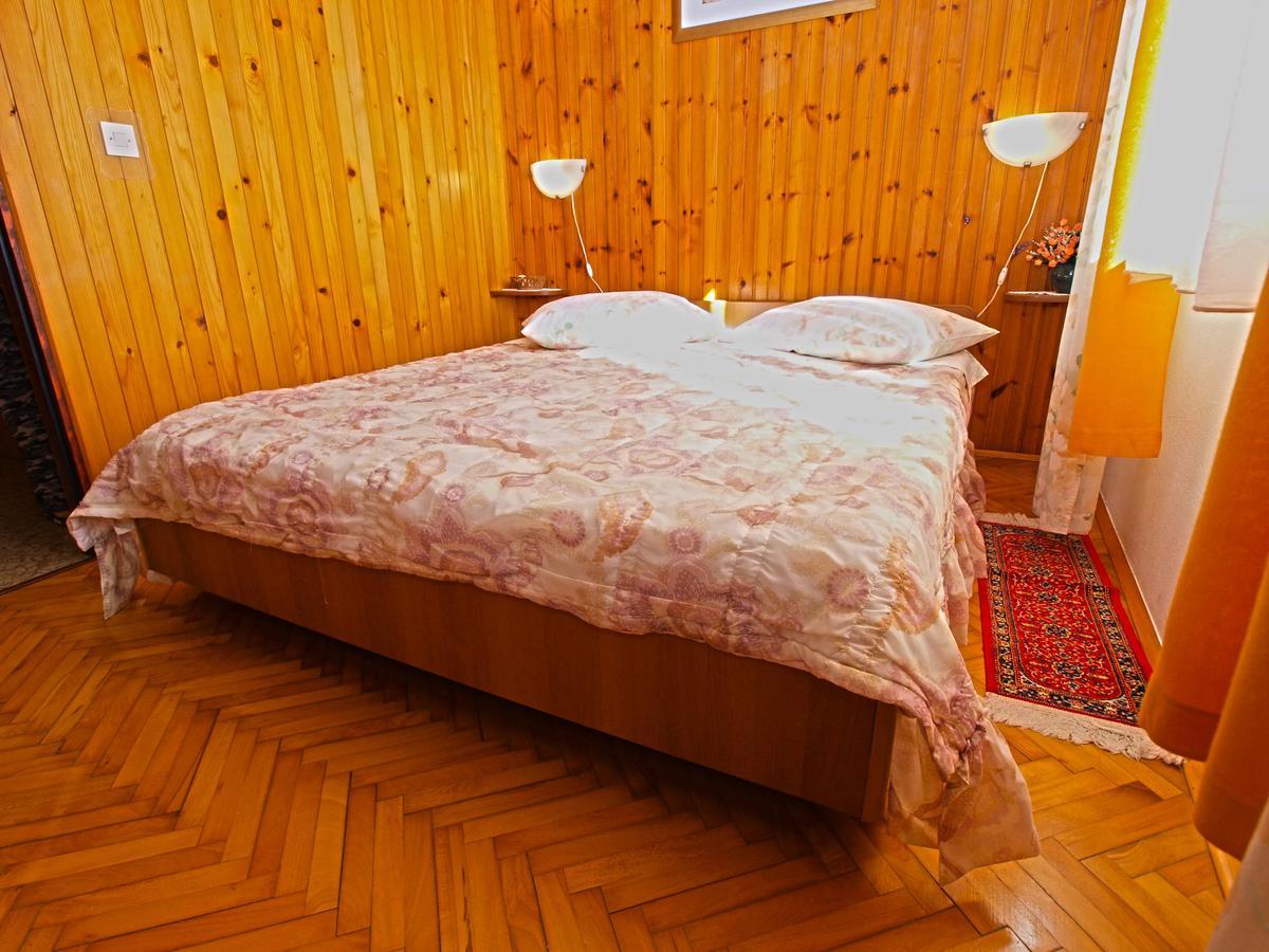 פולה Apartments Irena 531 מראה חיצוני תמונה